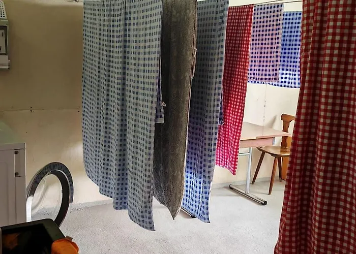 Alpine Siesta 公寓 *