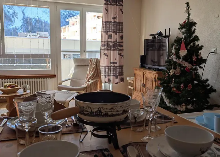 Alpine Siesta 公寓 *