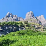 Lägenhet Alpine Siesta *