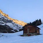 Alpine Siesta Lägenhet *